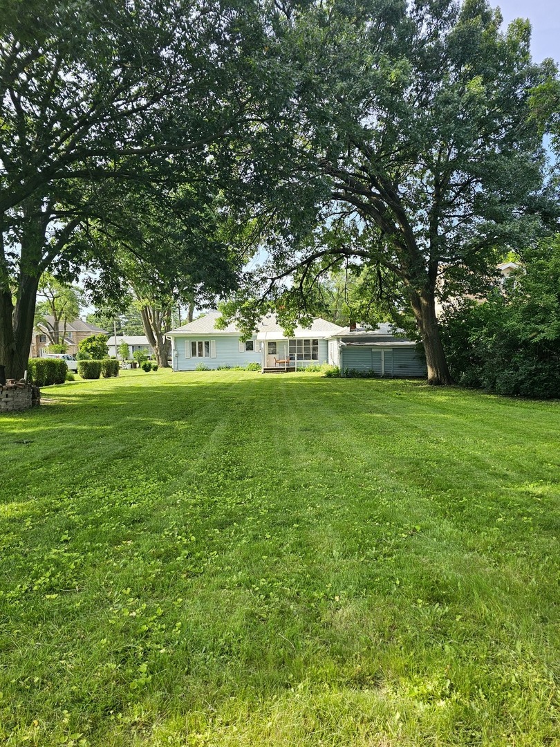 756 W Lincoln Lane, Des Plaines, IL 60018
