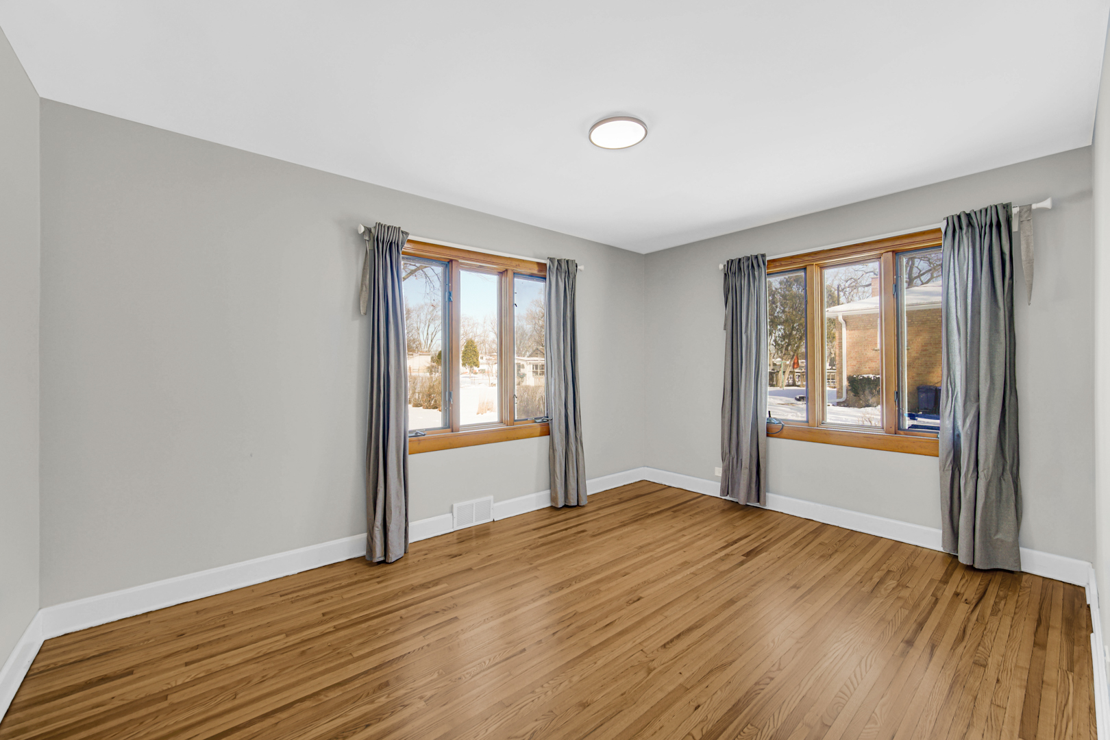 756 W Lincoln Lane, Des Plaines, IL 60018