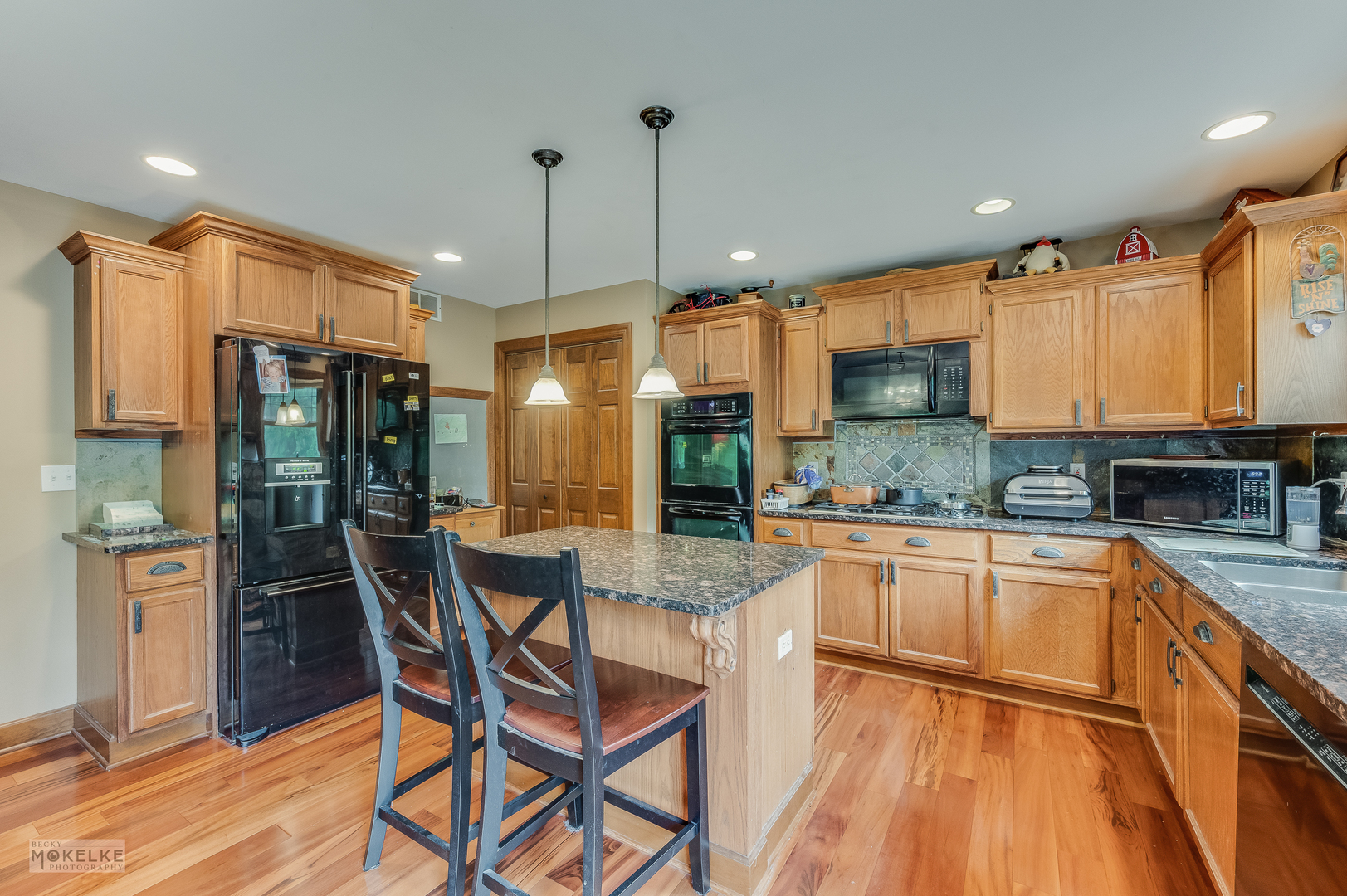 2800 ARBOR Lane, Oswego, IL 60543