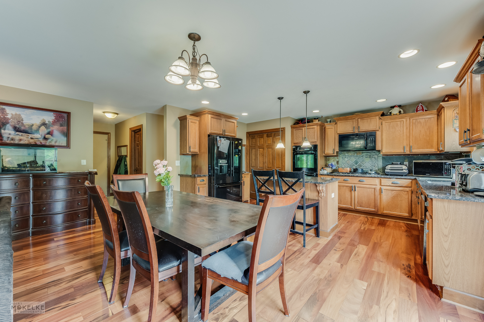 2800 ARBOR Lane, Oswego, IL 60543