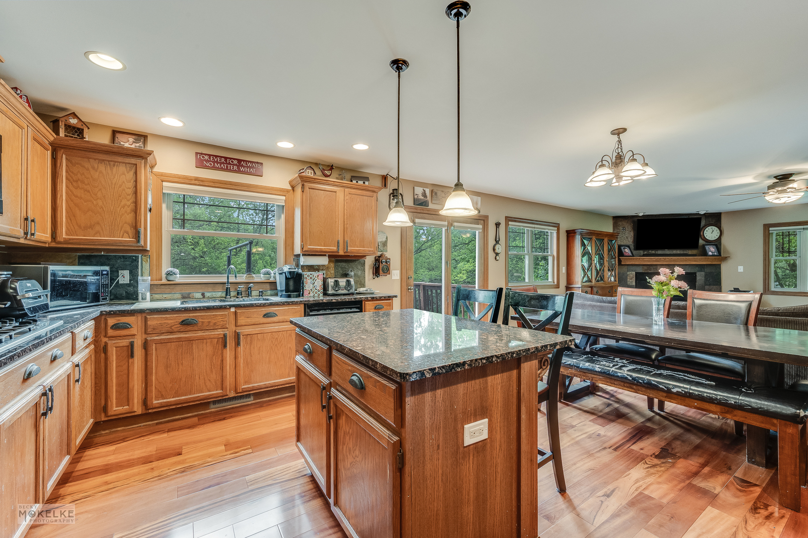 2800 ARBOR Lane, Oswego, IL 60543