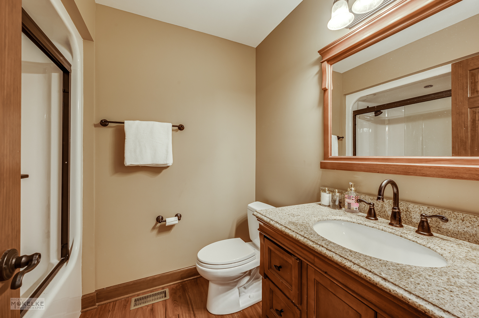 2800 ARBOR Lane, Oswego, IL 60543