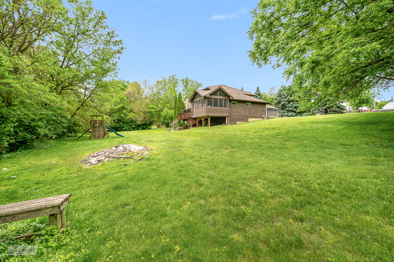 2800 ARBOR Lane, Oswego, IL 60543