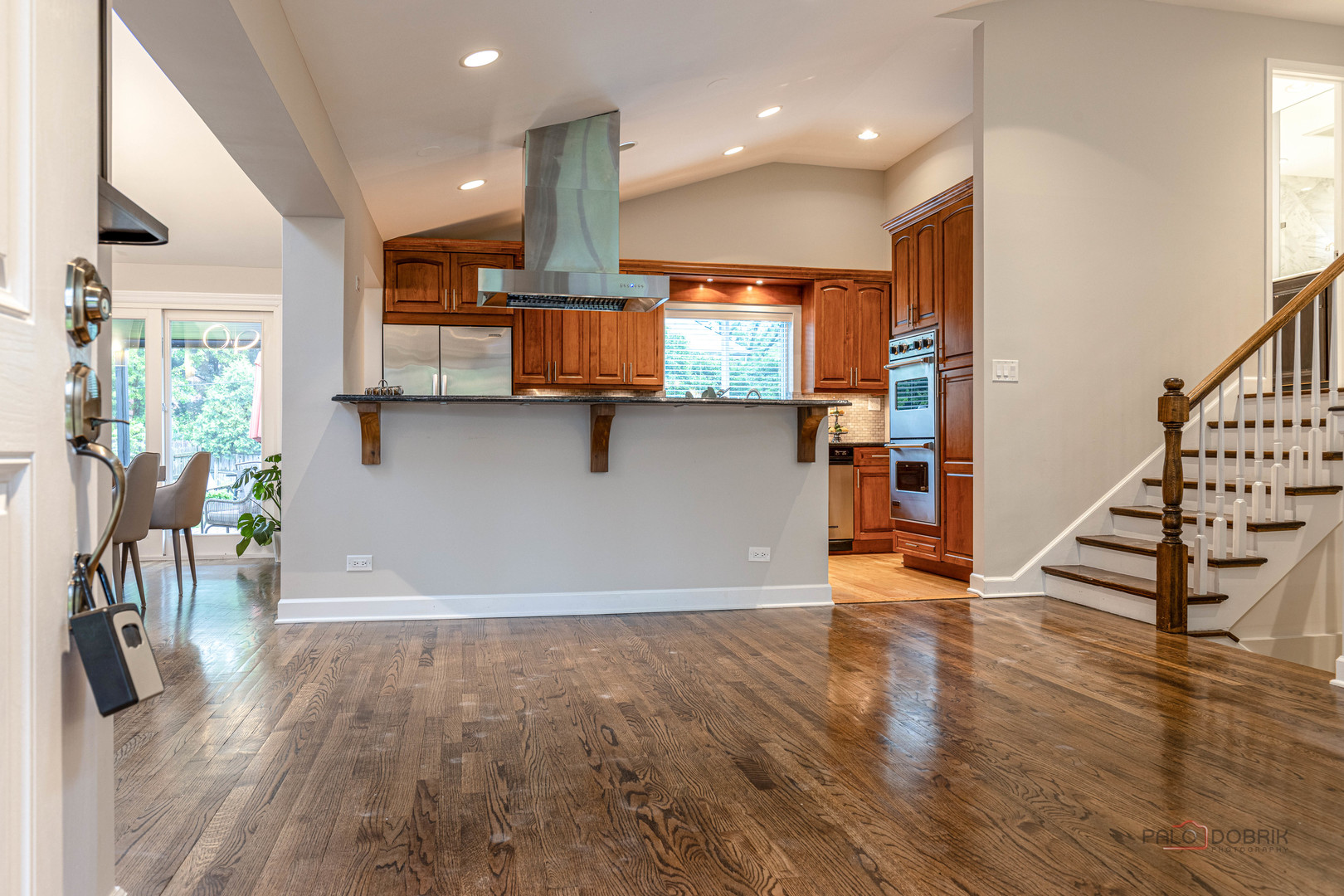 826 Midway Road, Northbrook, IL 60062