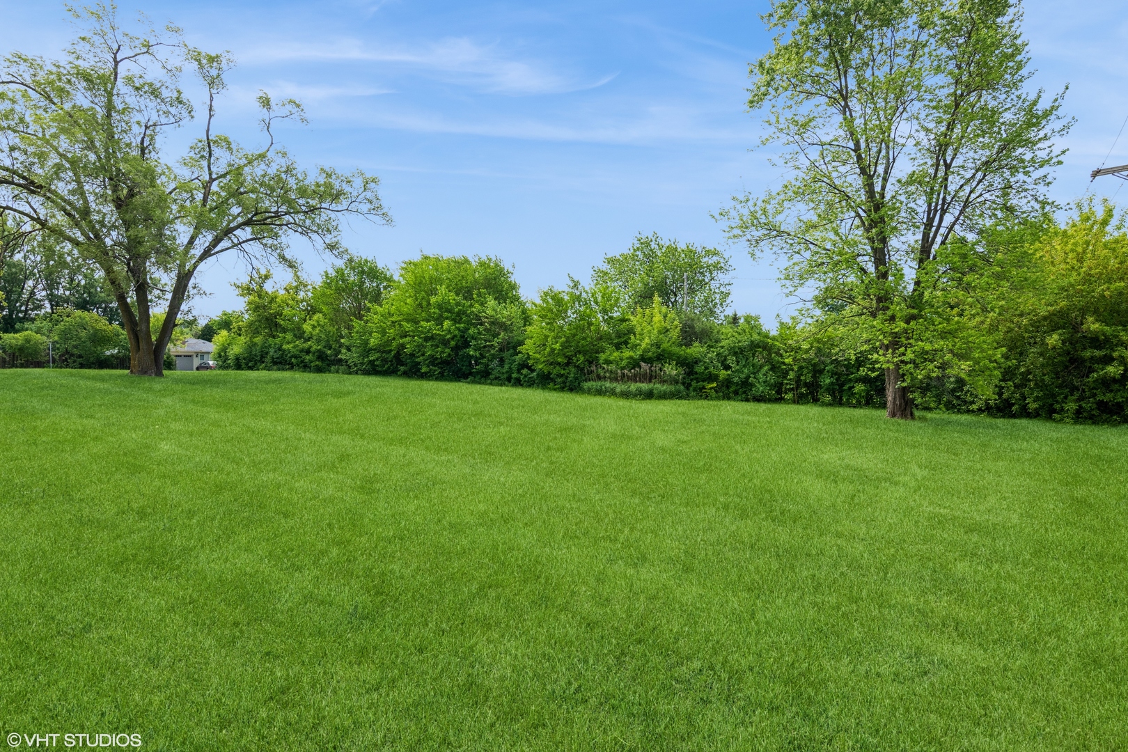 1190 Apple Street, Hoffman Estates, IL 60169