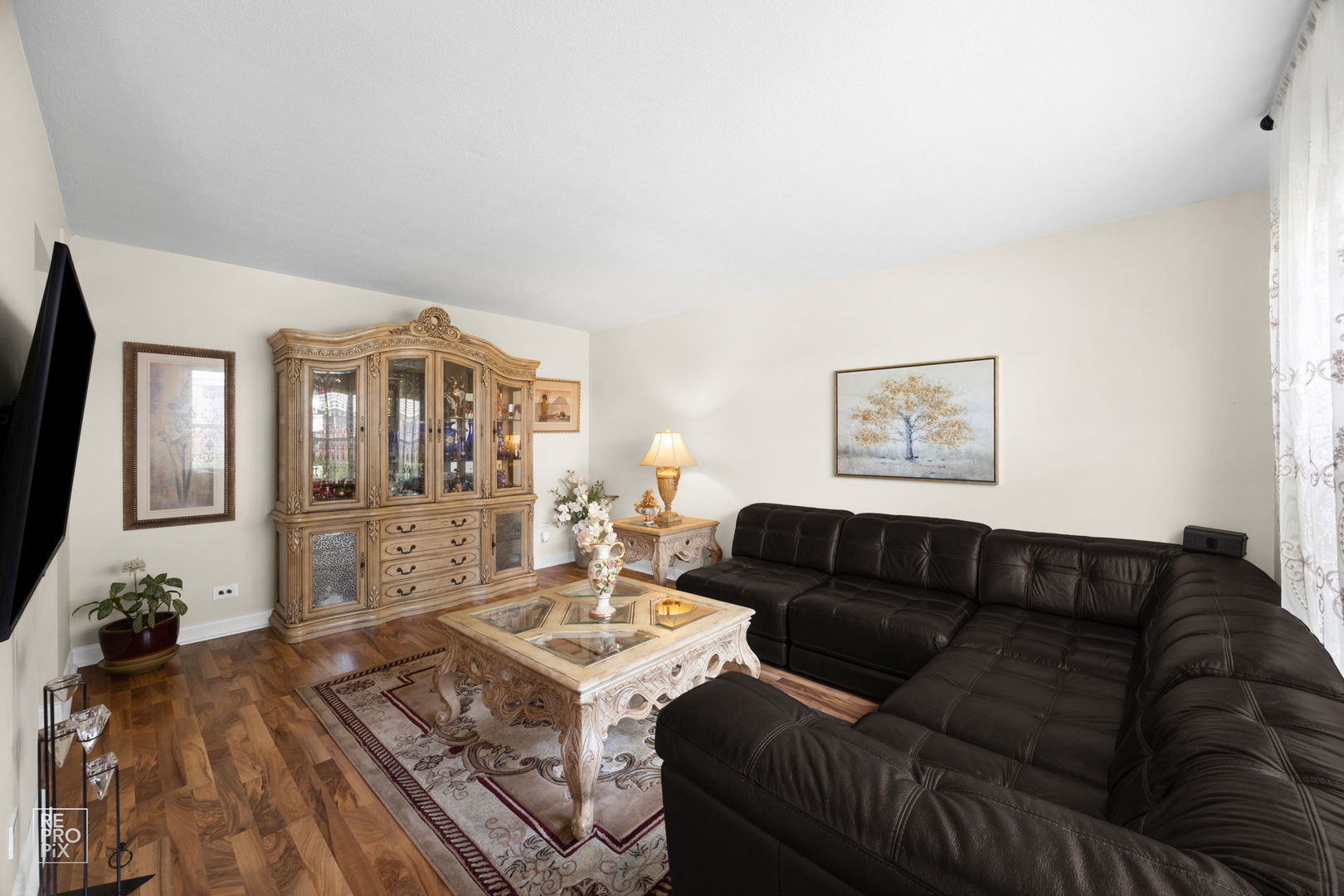 7312 Winthrop Way #11, Downers Grove, IL 60516