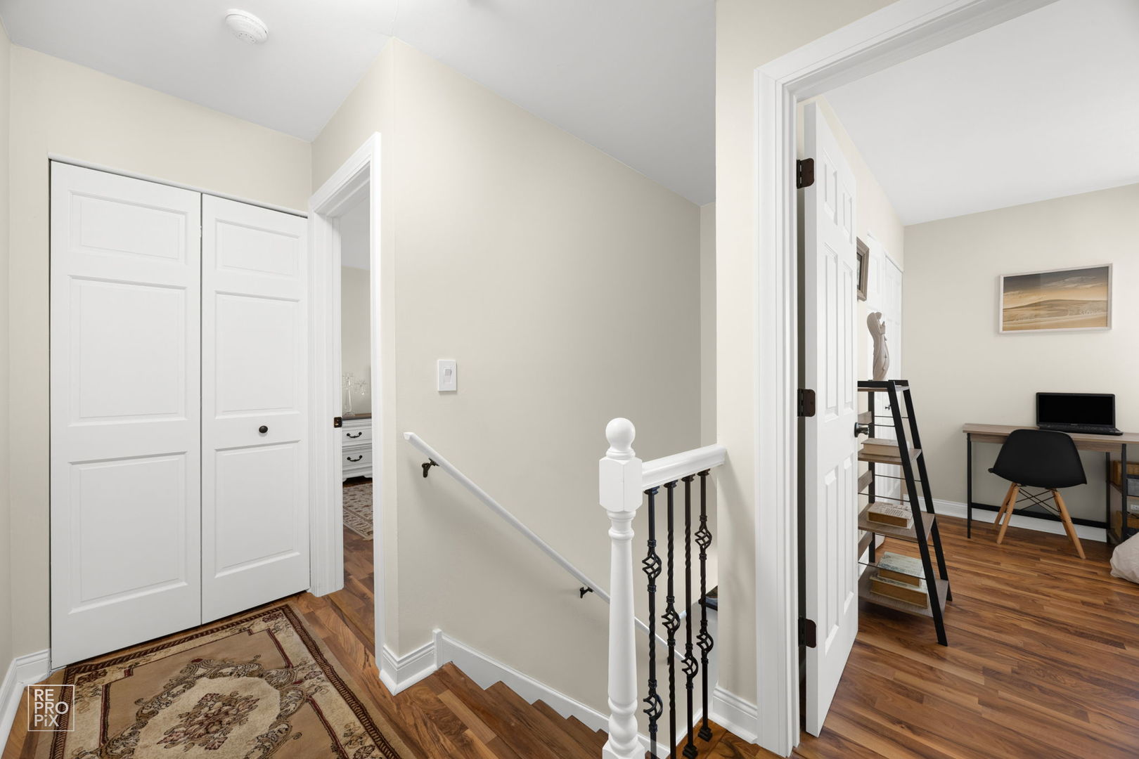 7312 Winthrop Way #11, Downers Grove, IL 60516