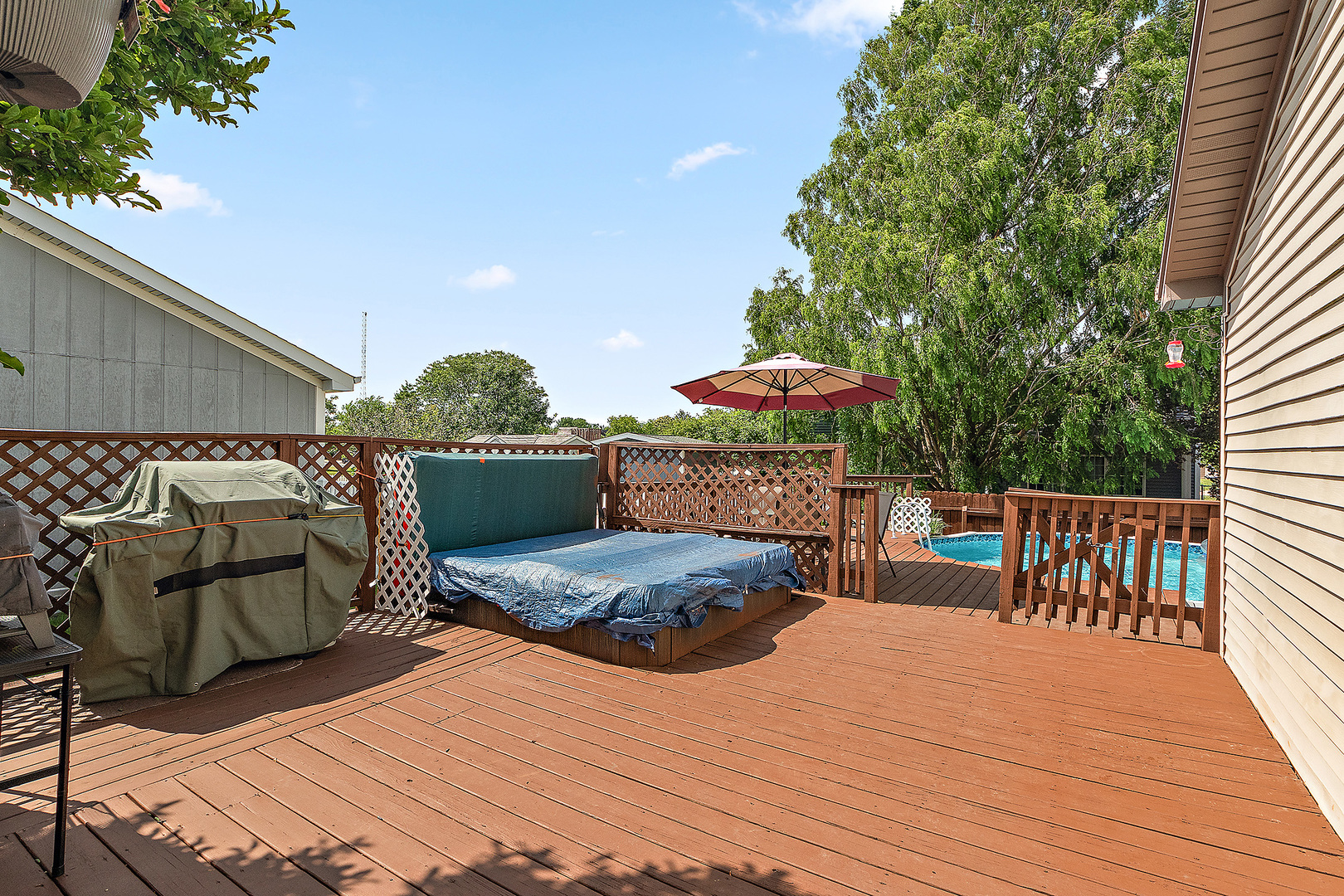 7658 W Glenshire Drive, Frankfort, IL 60423