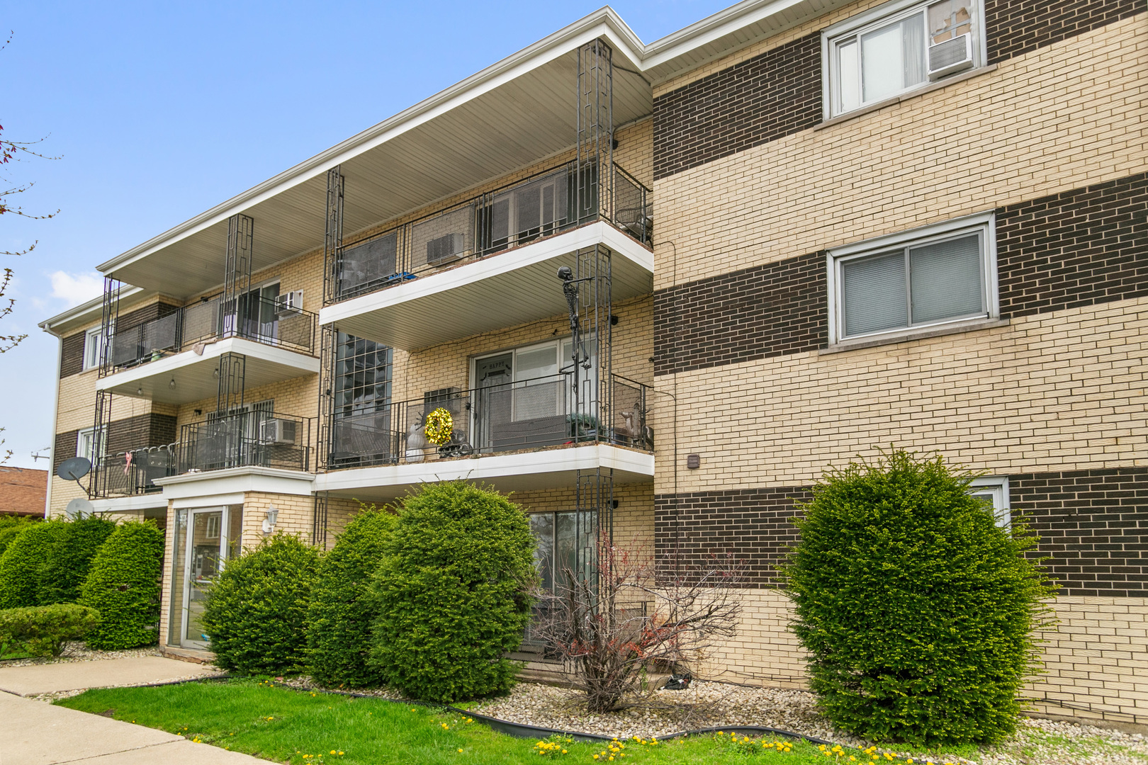 9407 S Roberts Road #3SE, Hickory Hills, IL 60457