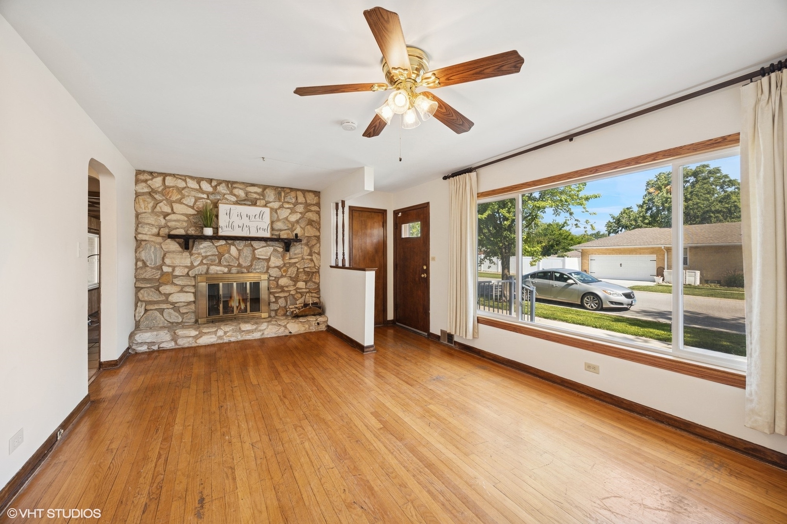 1400 Boeger Avenue, Westchester, IL 60154