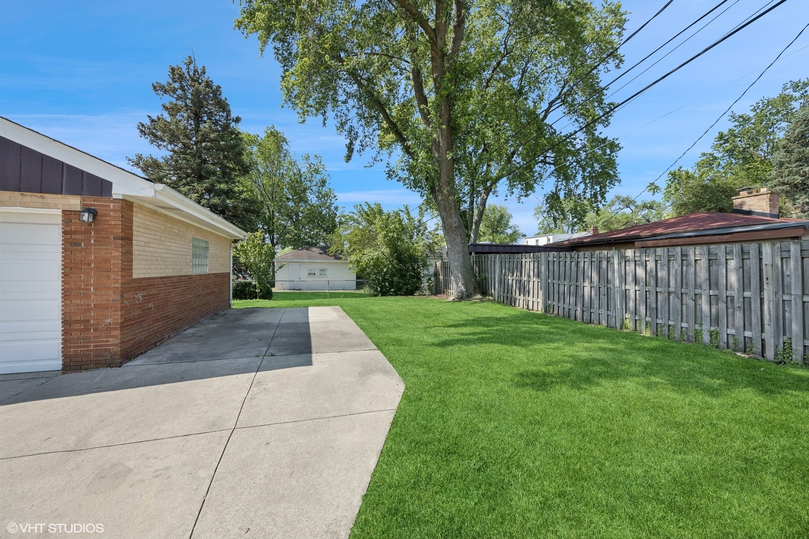 1400 Boeger Avenue, Westchester, IL 60154
