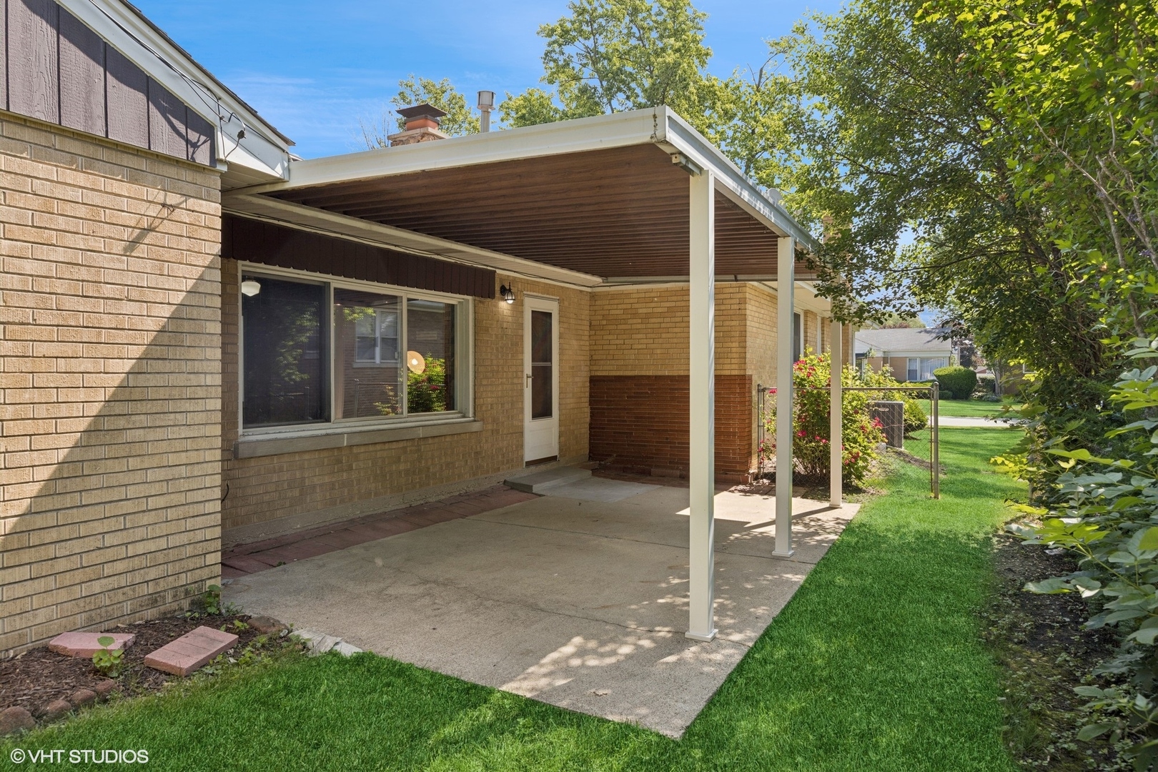 1400 Boeger Avenue, Westchester, IL 60154
