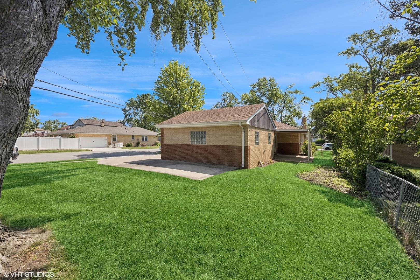 1400 Boeger Avenue, Westchester, IL 60154