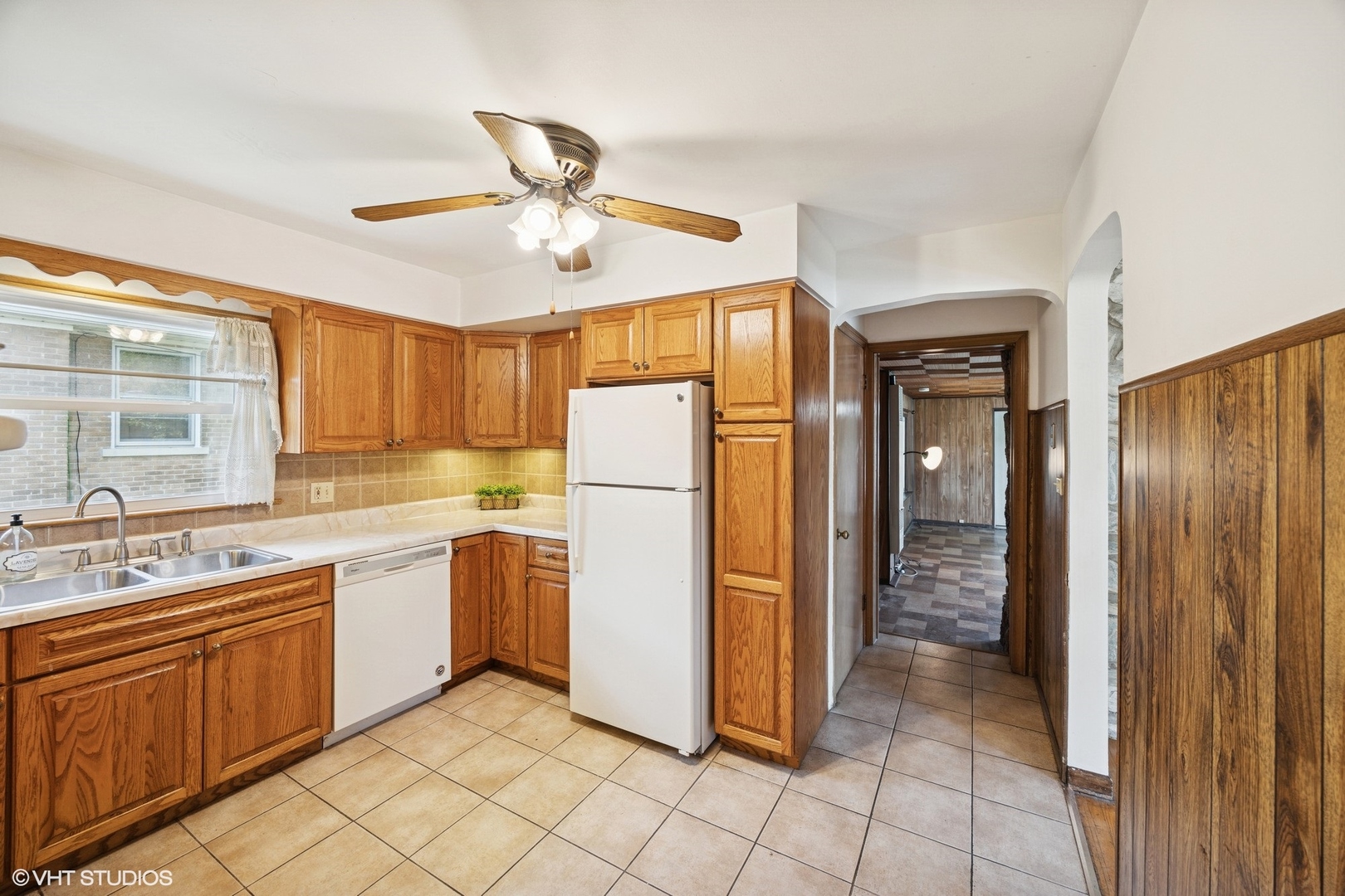 1400 Boeger Avenue, Westchester, IL 60154