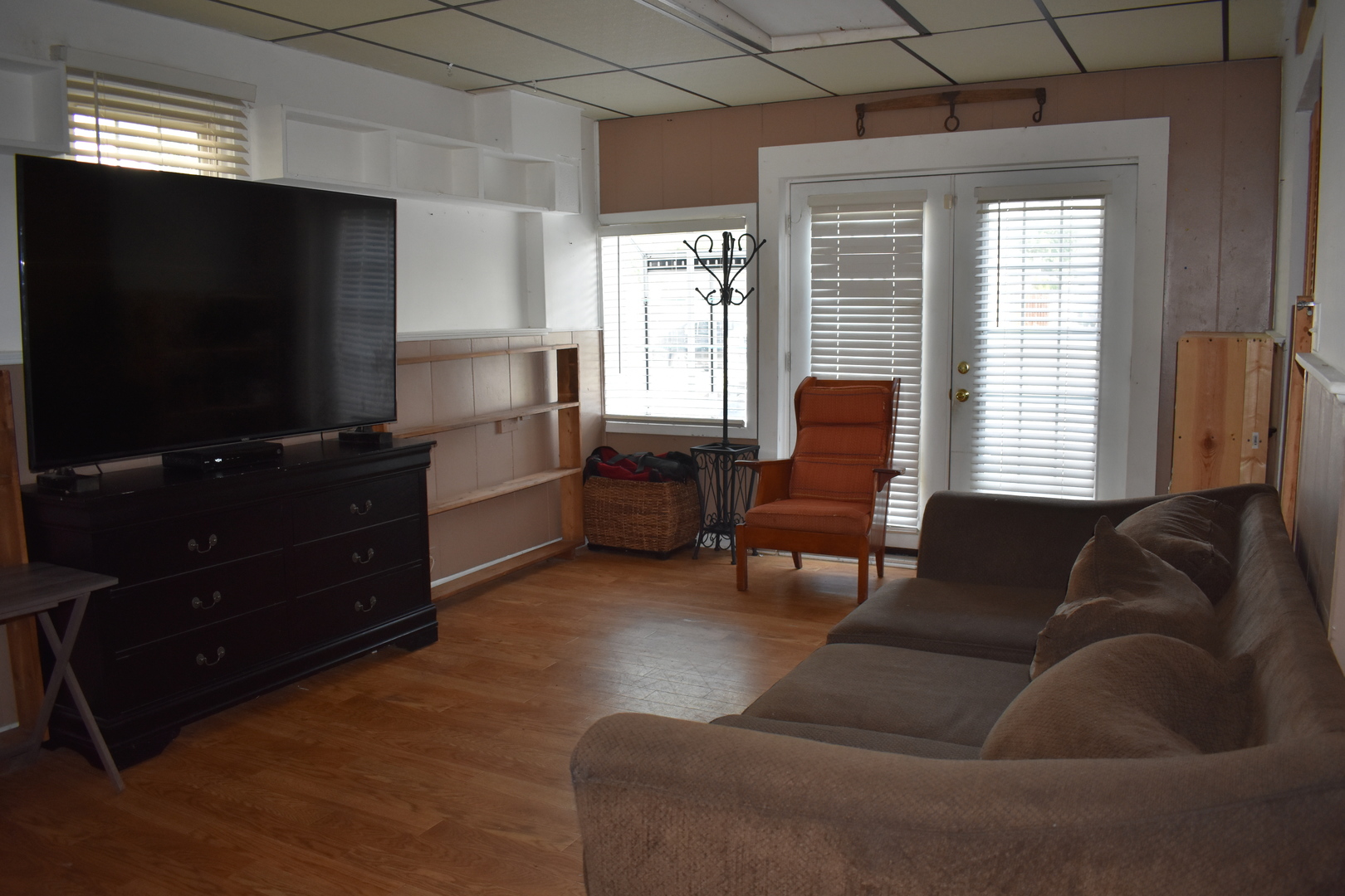 7710 W 81st Place, Bridgeview, IL 60455