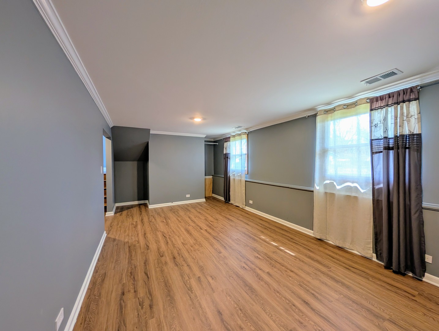 476 Raupp Boulevard, Buffalo Grove, IL 60089