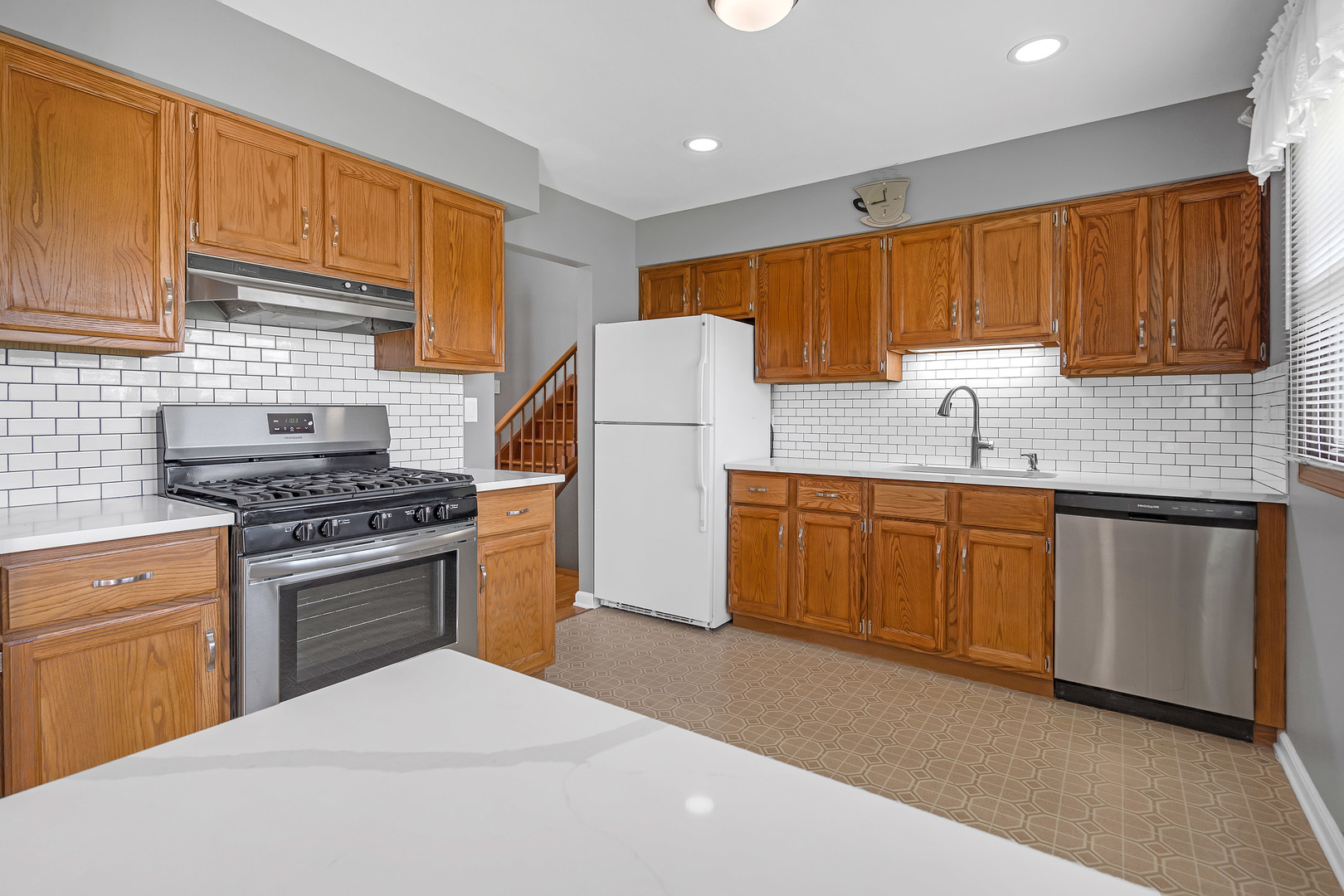 476 Raupp Boulevard, Buffalo Grove, IL 60089