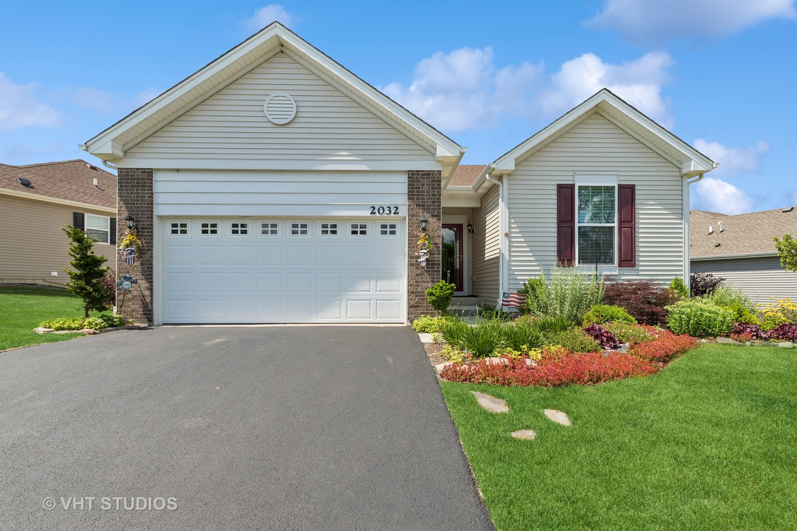 2032 Wentworth Drive, Volo, IL 60020