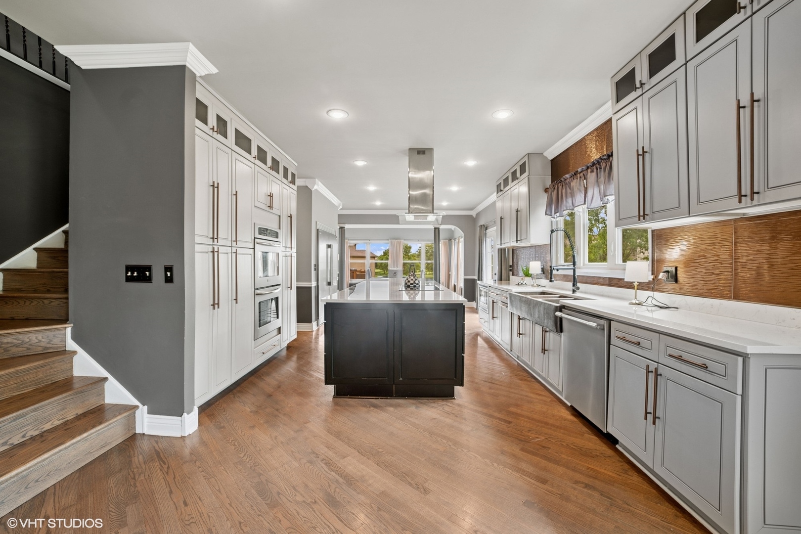 2 12 Lakes Court, Lake In The Hills, IL 60156