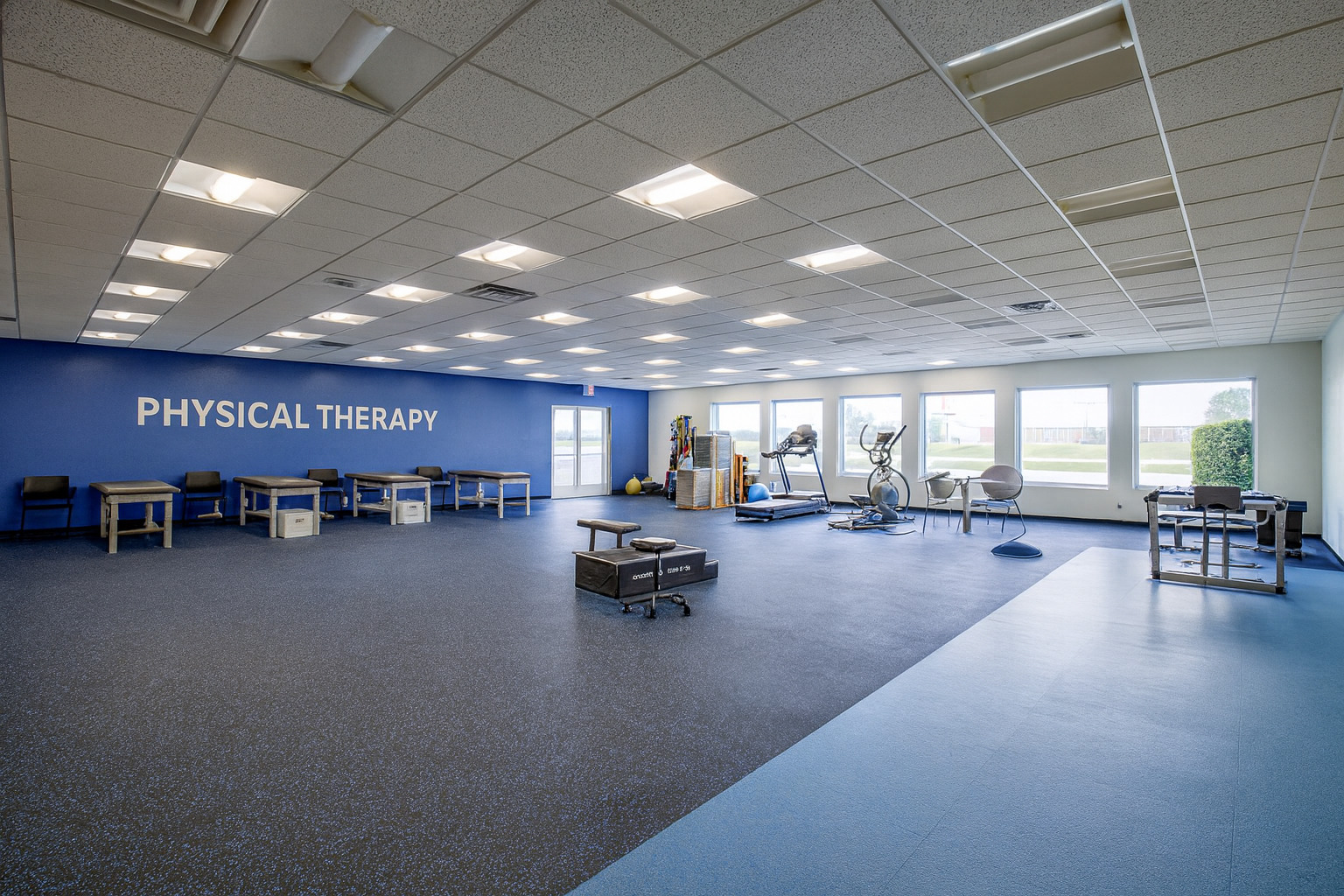 3705 Frontage Road, Peru, IL 61354