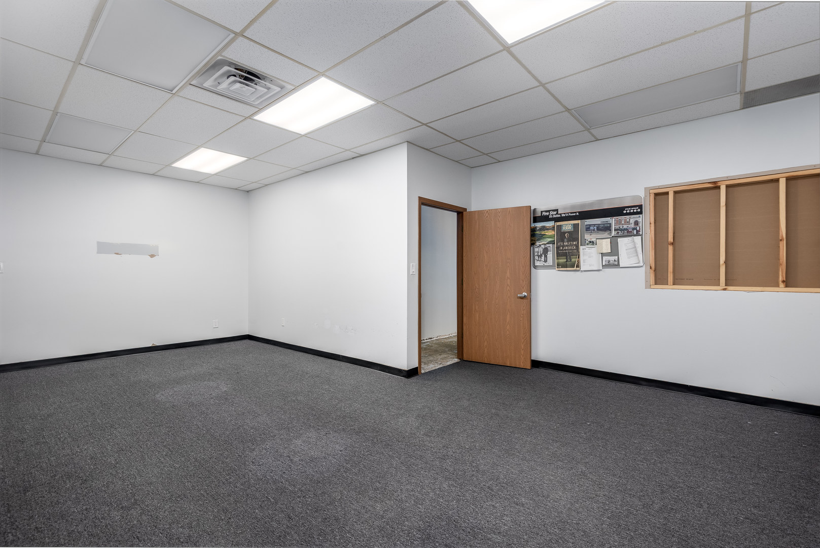 3705 Frontage Road, Peru, IL 61354