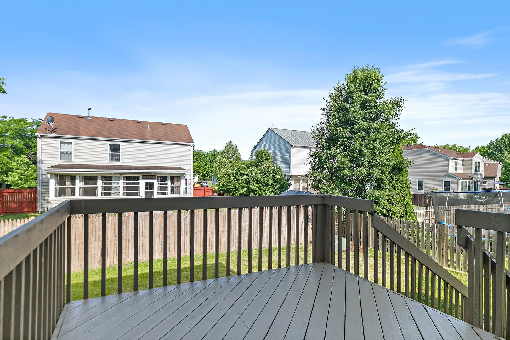 2315 Woodside Drive, Carpentersville, IL 60110