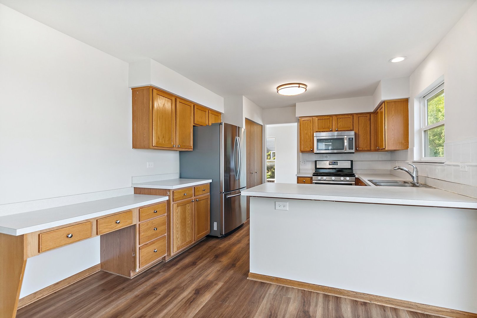 2315 Woodside Drive, Carpentersville, IL 60110