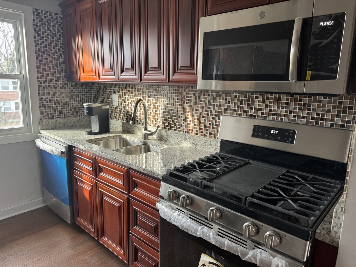 3711 S Michigan Avenue #2, Chicago, IL 60653