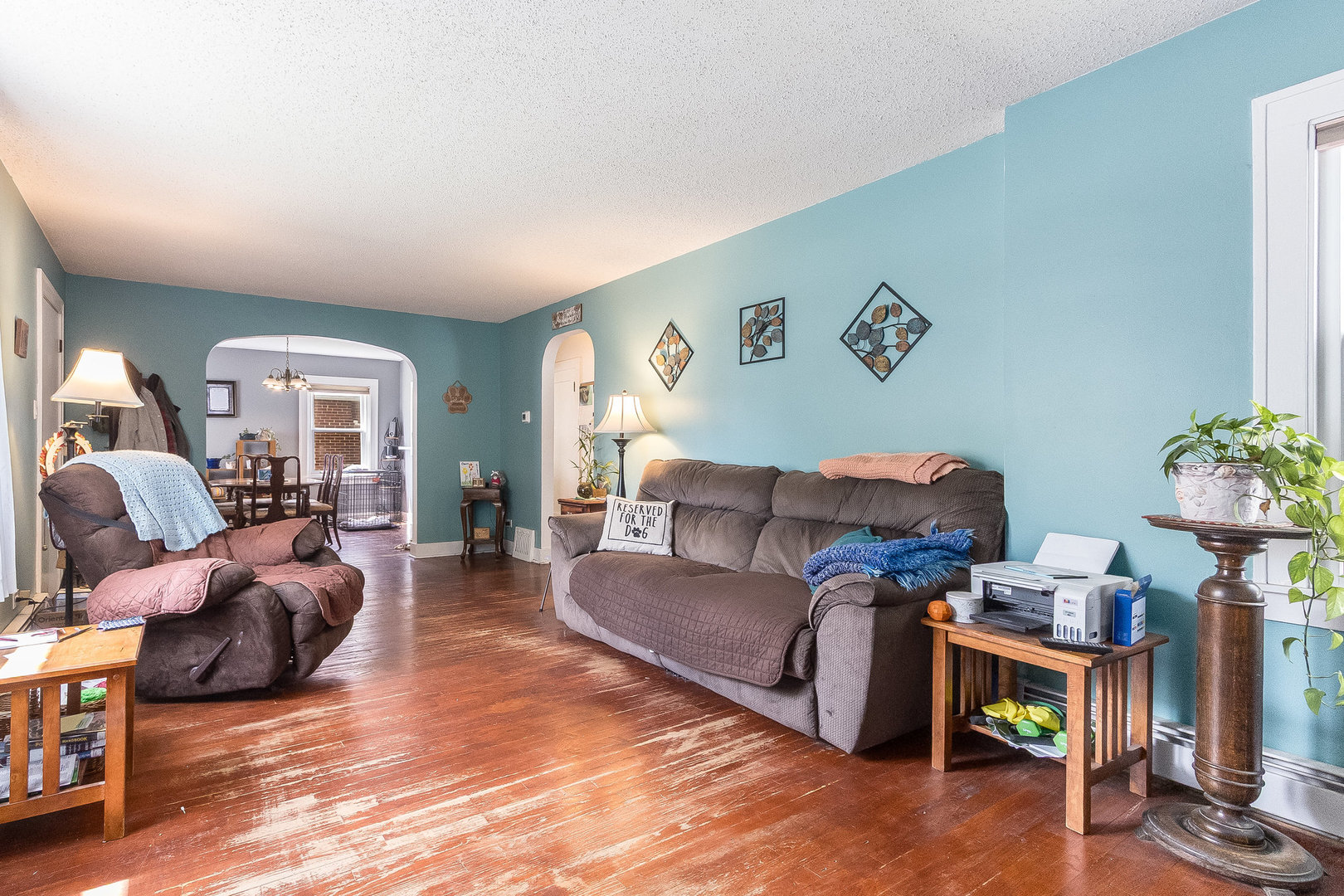 657 1st Street, Crete, IL 60417