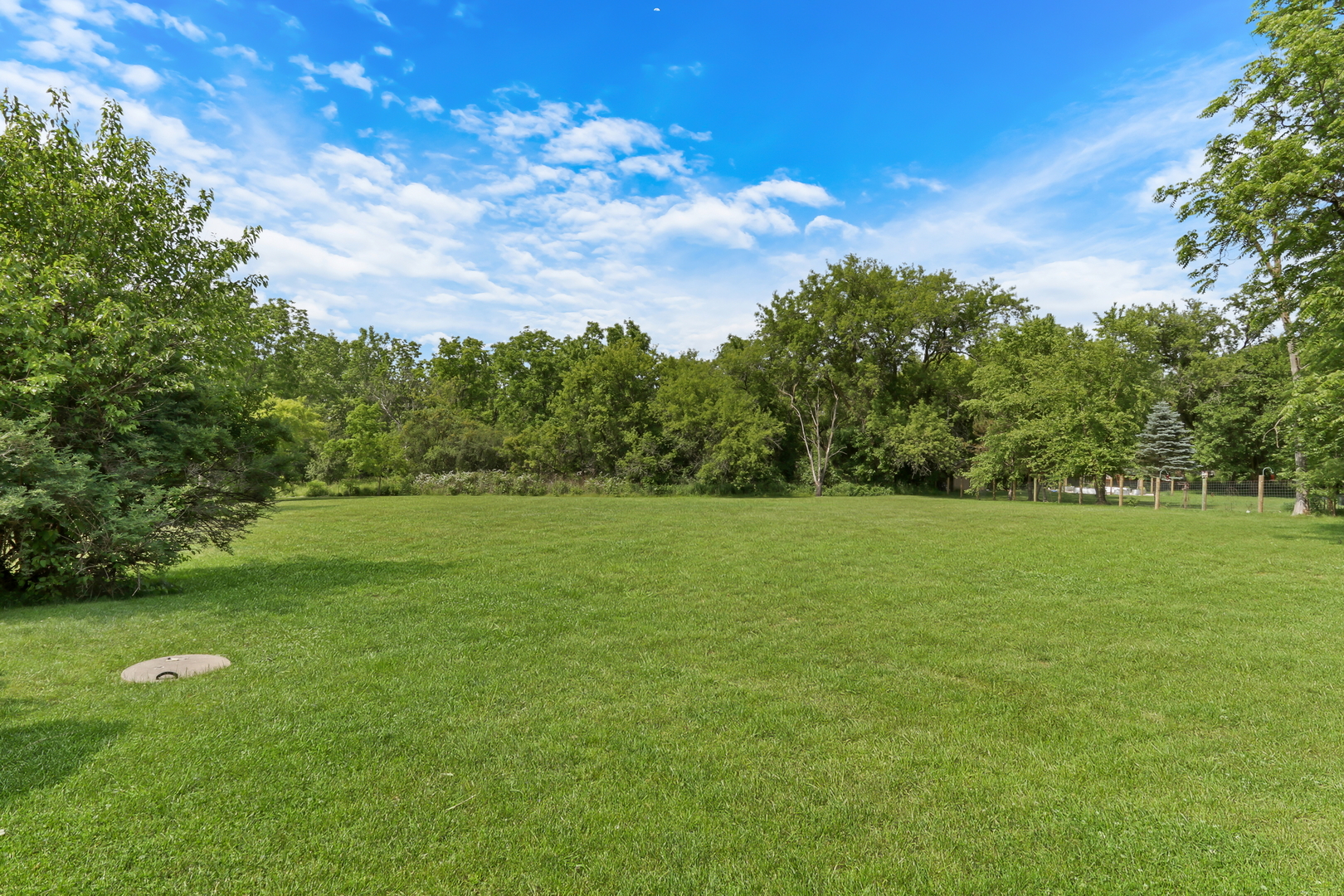 12976 W 21st Street, Wadsworth, IL 60083