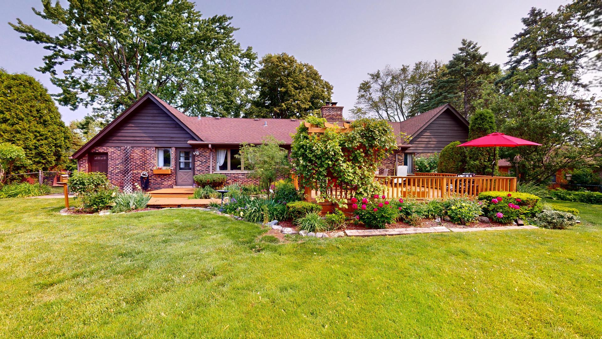 209 Viola Lane, Prospect Heights, IL 60070