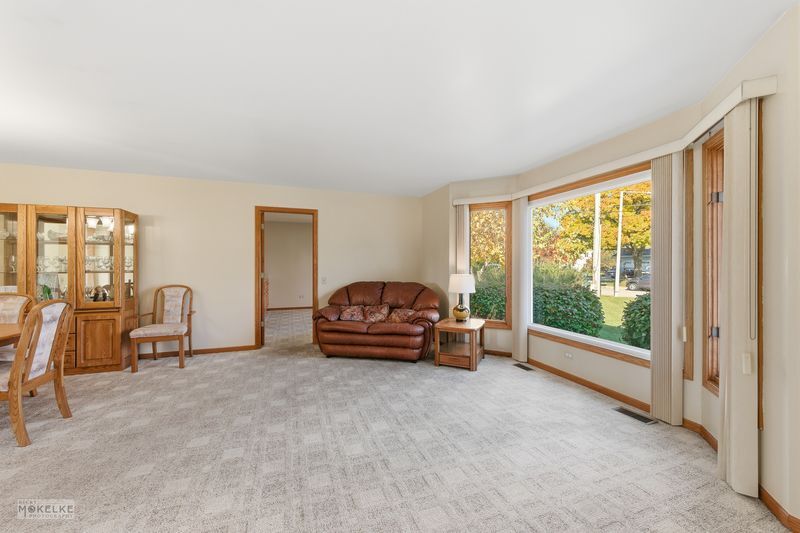 23815 W Getson Avenue, Plainfield, IL 60544