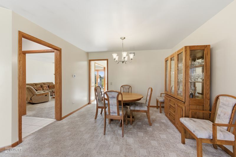 23815 W Getson Avenue, Plainfield, IL 60544