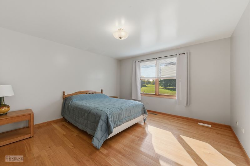 23815 W Getson Avenue, Plainfield, IL 60544