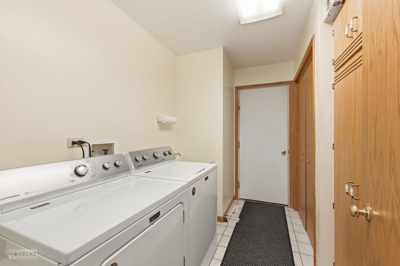 23815 W Getson Avenue, Plainfield, IL 60544