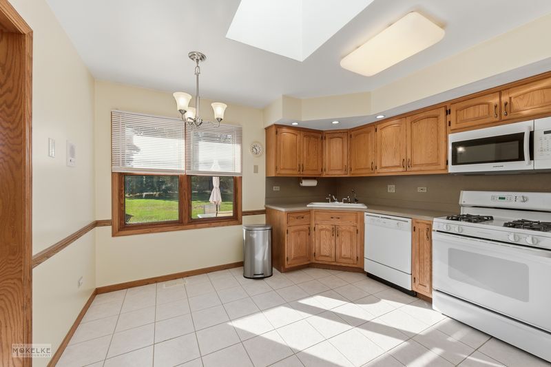 23815 W Getson Avenue, Plainfield, IL 60544