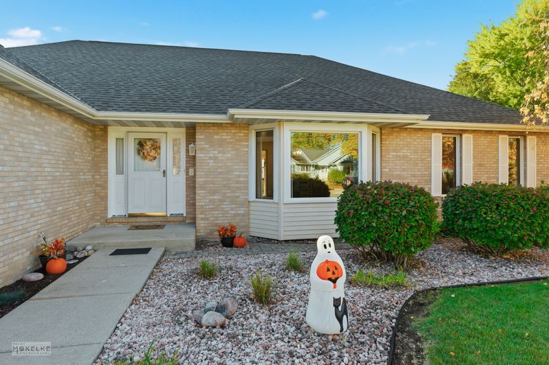 23815 W Getson Avenue, Plainfield, IL 60544