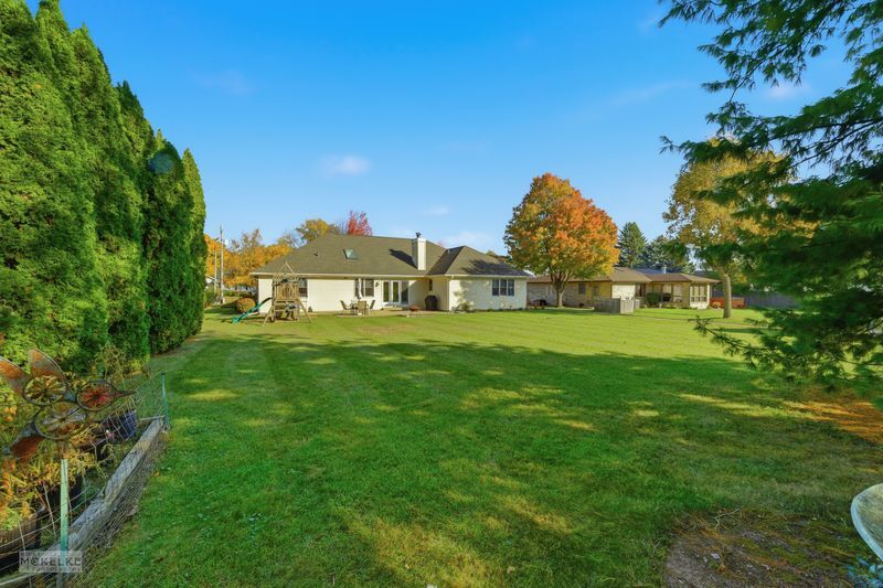 23815 W Getson Avenue, Plainfield, IL 60544