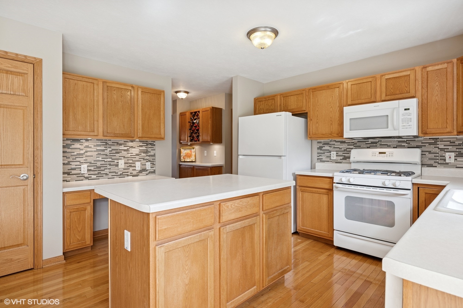1907 National Sewing Avenue, Belvidere, IL 61008