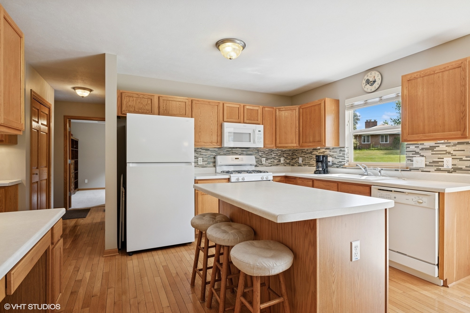 1907 National Sewing Avenue, Belvidere, IL 61008