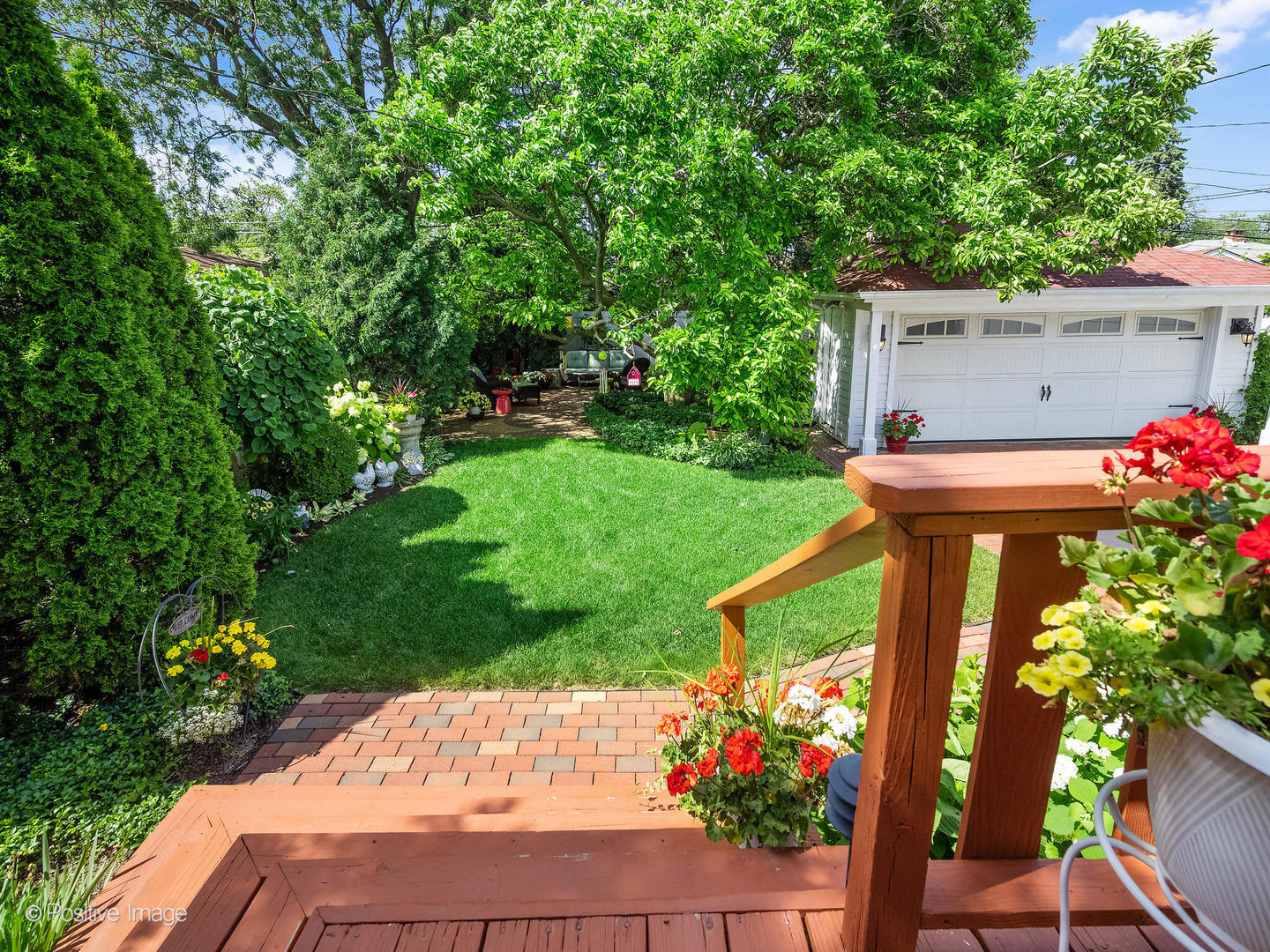 10318 Dickens Street, Westchester, IL 60154