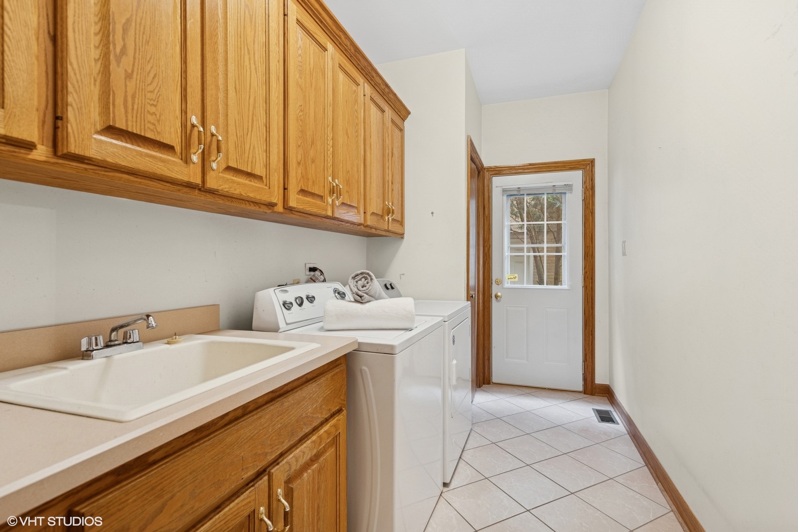 119 Springlake Avenue, Hinsdale, IL 60521