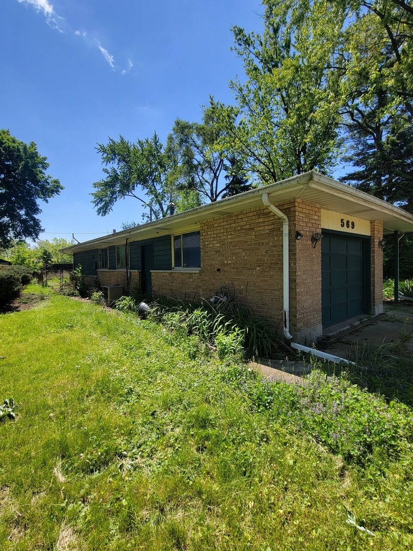 569 Lakewood Boulevard, Park Forest, IL 60466