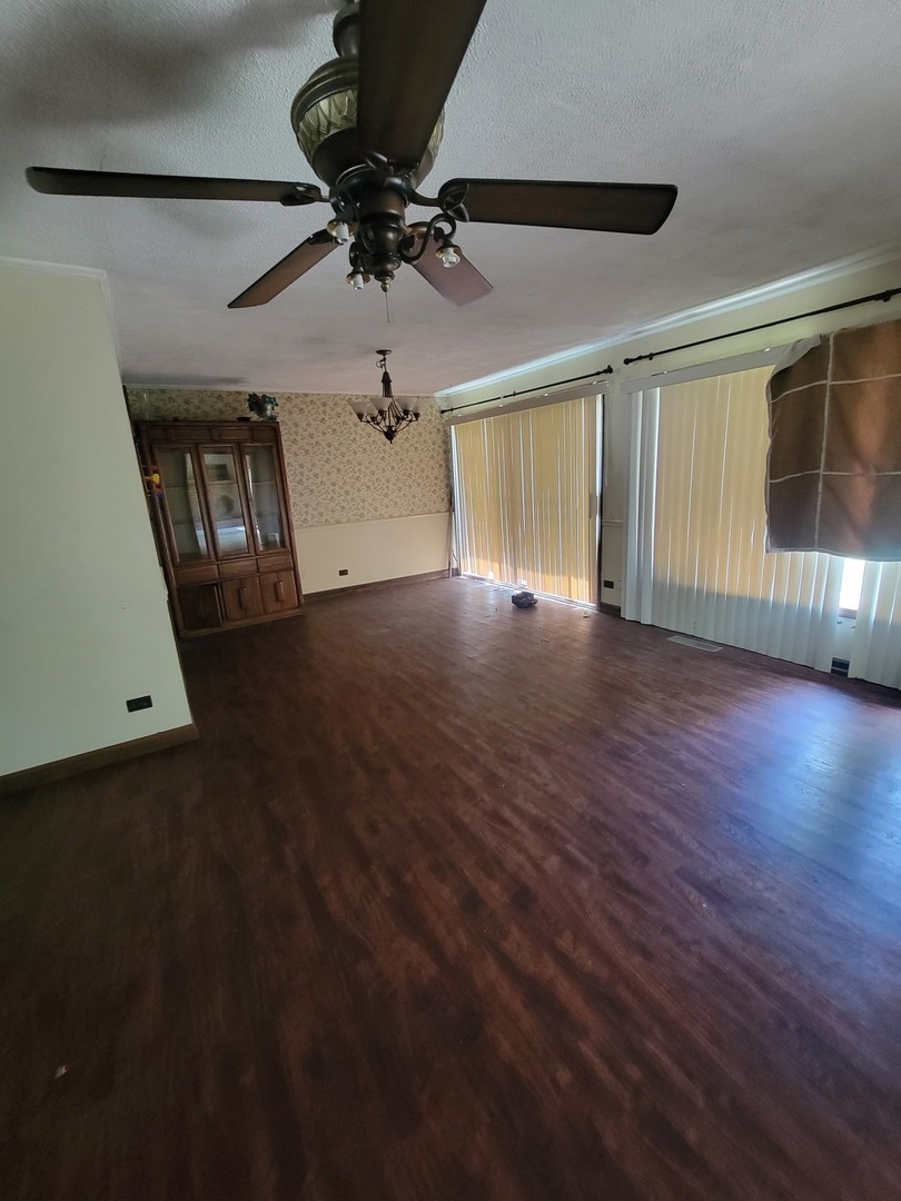 569 Lakewood Boulevard, Park Forest, IL 60466