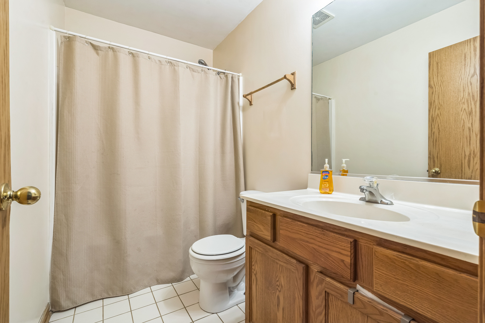 879 Jeri Lane, West Chicago, IL 60185