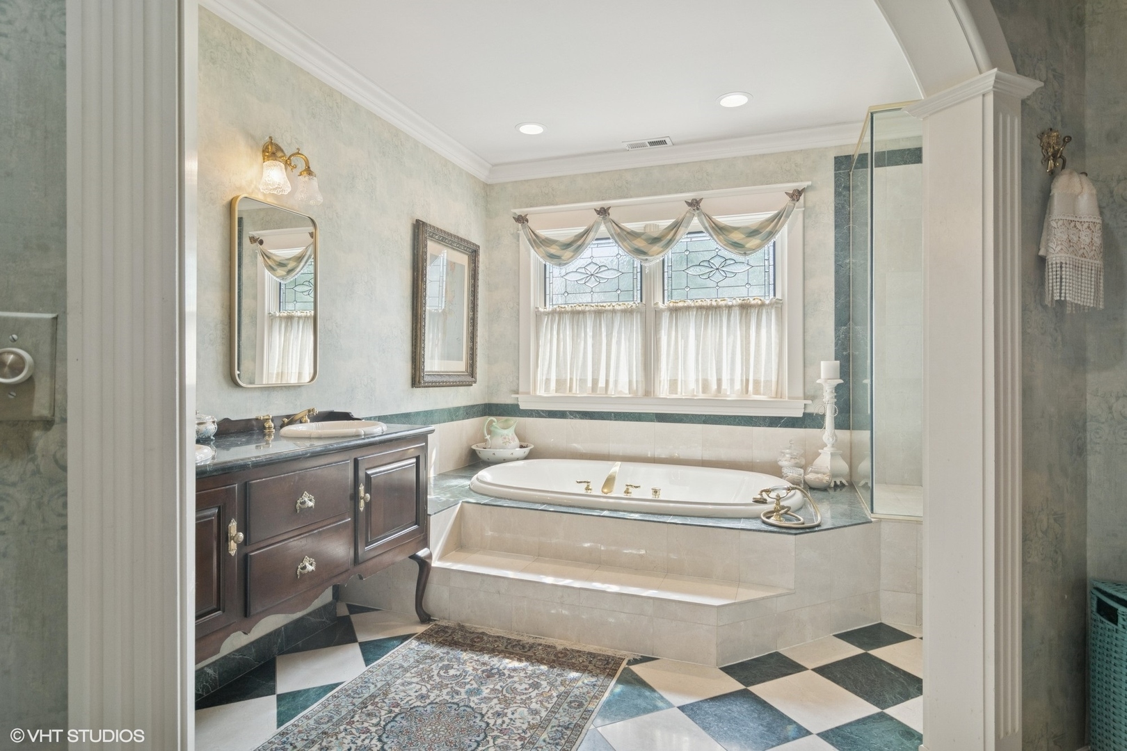 300 E Euclid Avenue, Arlington Heights, IL 60004