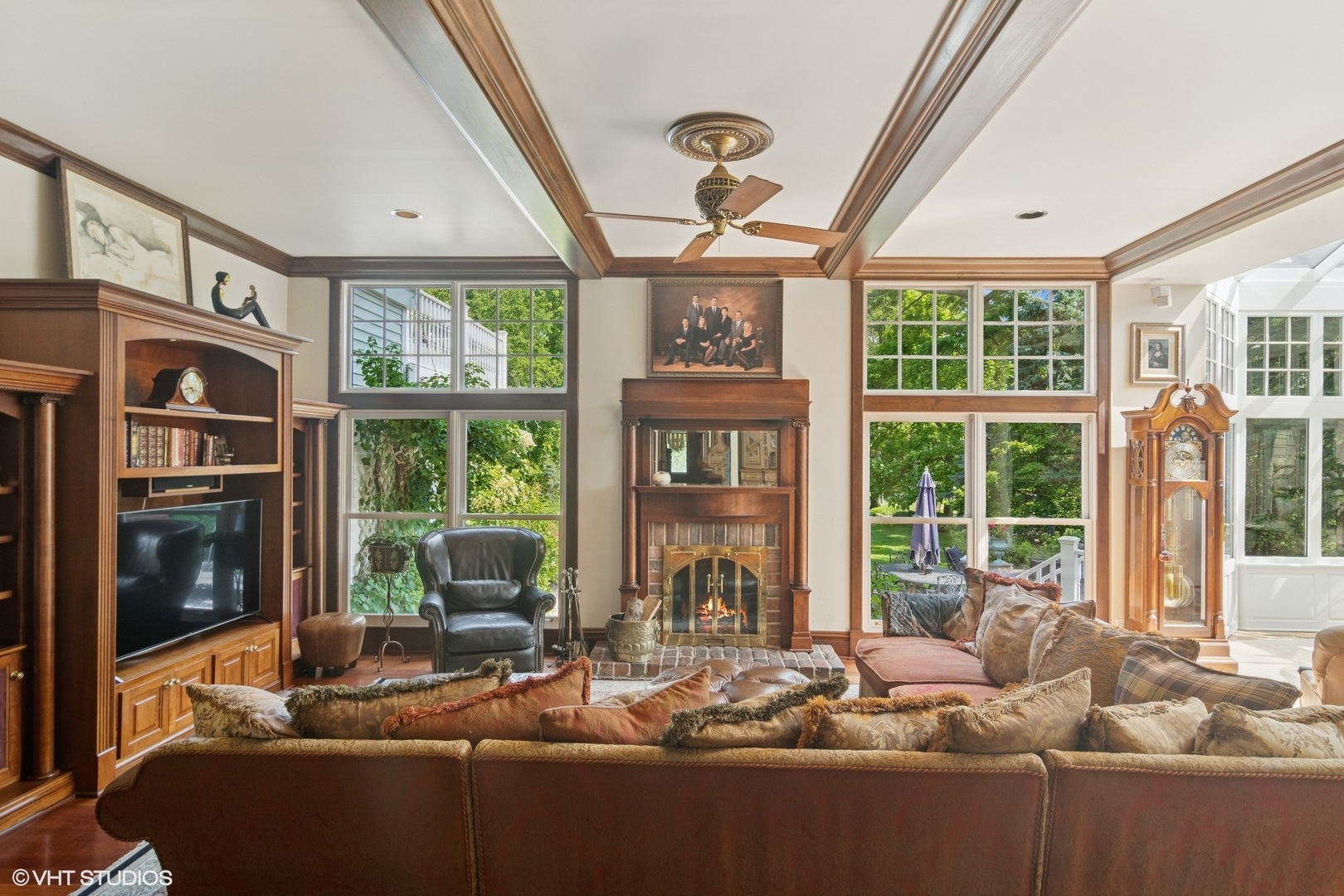 300 E Euclid Avenue, Arlington Heights, IL 60004