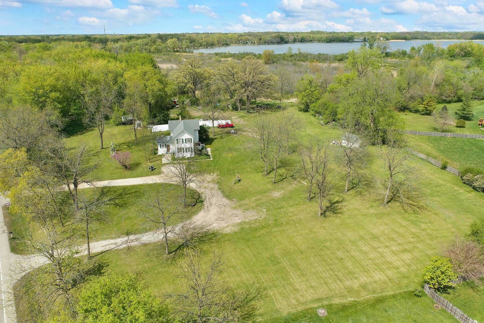 29460 Roberts Road, McHenry, IL 60051