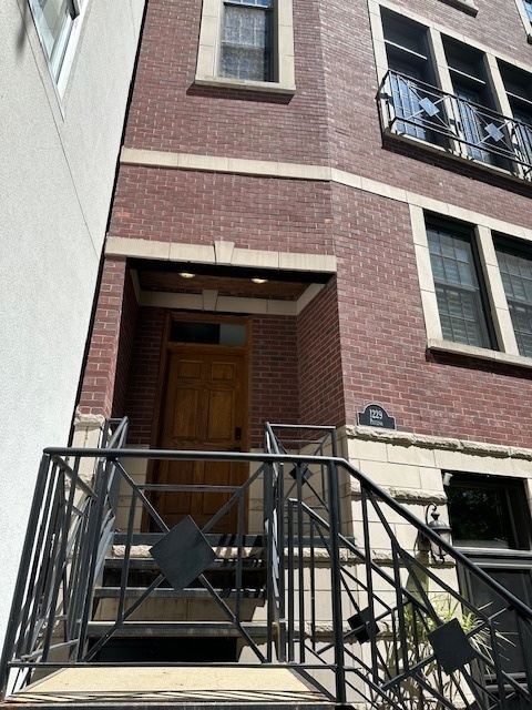 1229 N Paulina Street #2, Chicago, IL 60622