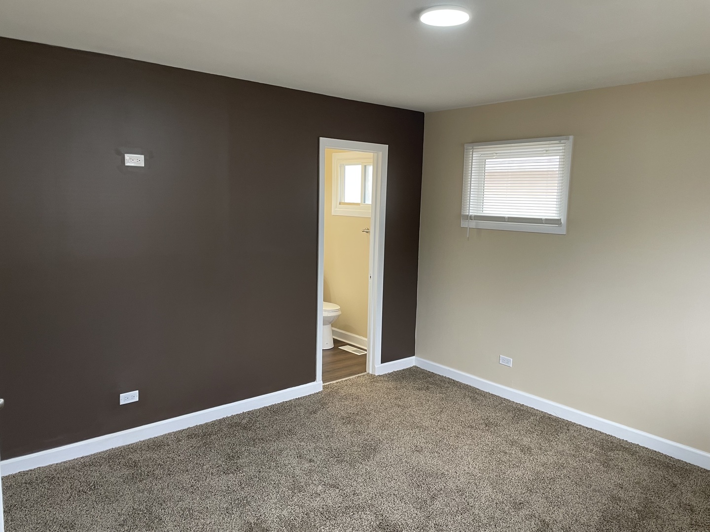 1390 Burnham Avenue, Calumet City, IL 60409